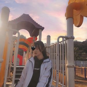 非洲女人与雄性性行为
